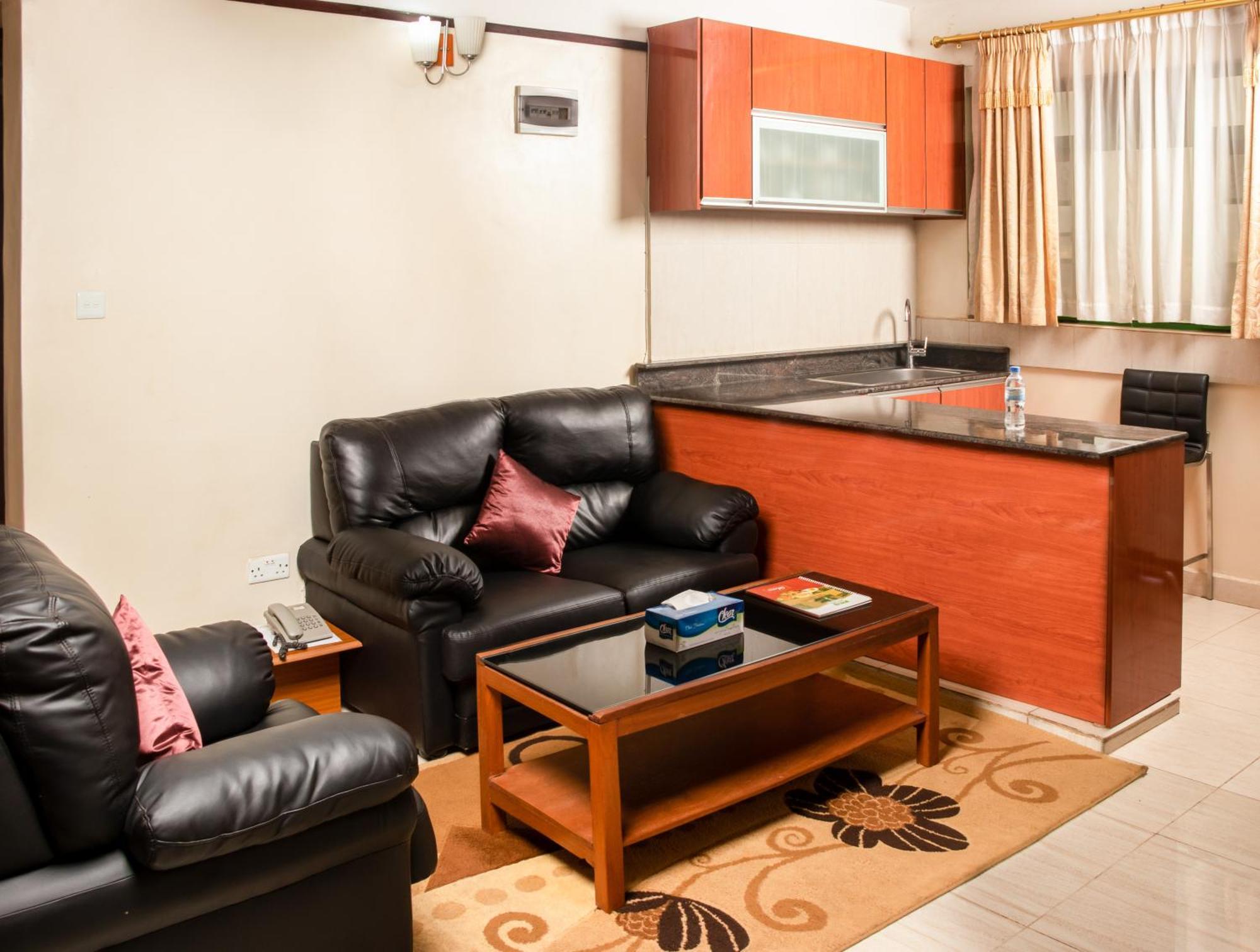 קיגאלי Highlands Suites Hotel And Apartments מראה חיצוני תמונה