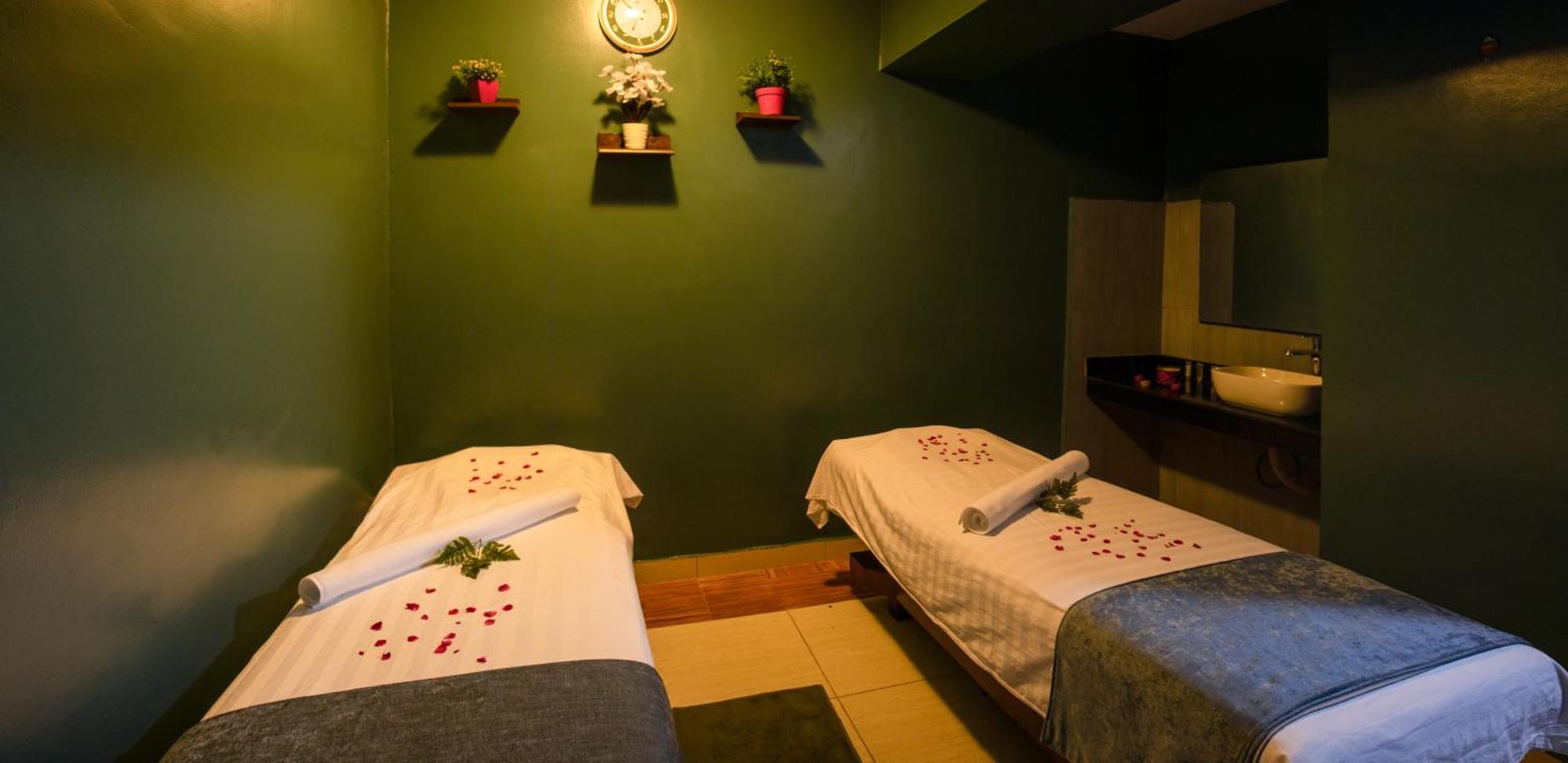 קיגאלי Highlands Suites Hotel And Apartments מראה חיצוני תמונה