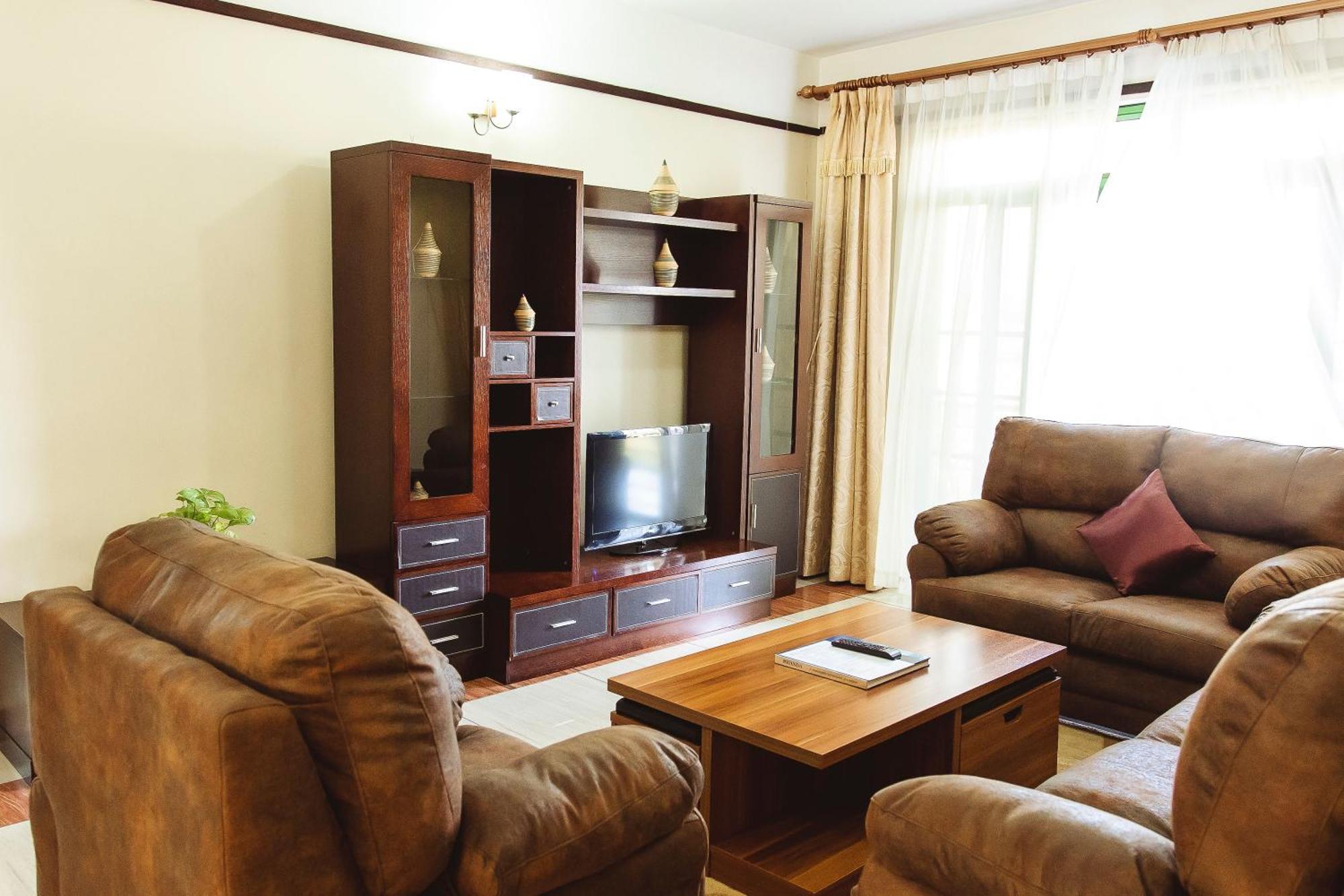קיגאלי Highlands Suites Hotel And Apartments מראה חיצוני תמונה