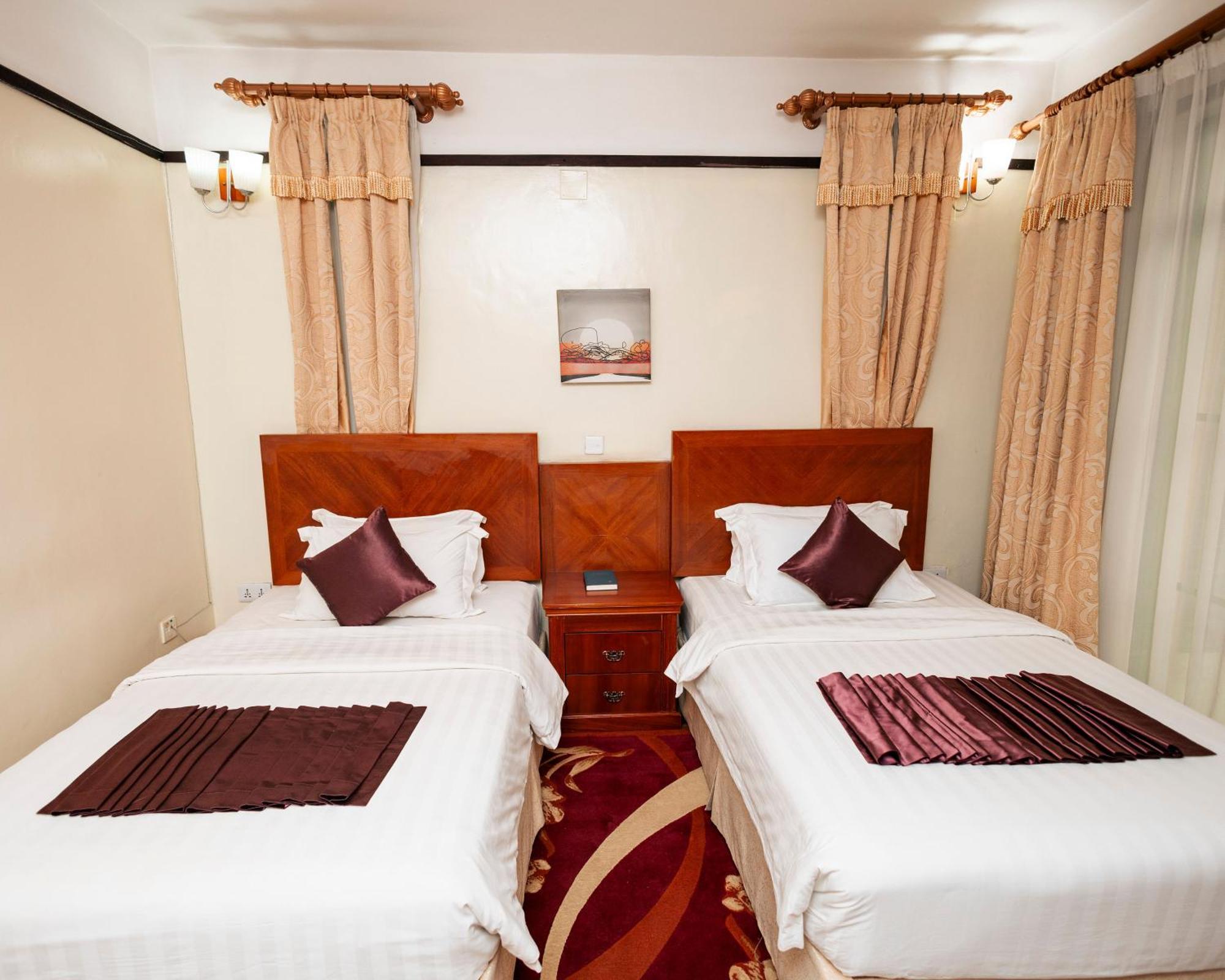 קיגאלי Highlands Suites Hotel And Apartments מראה חיצוני תמונה