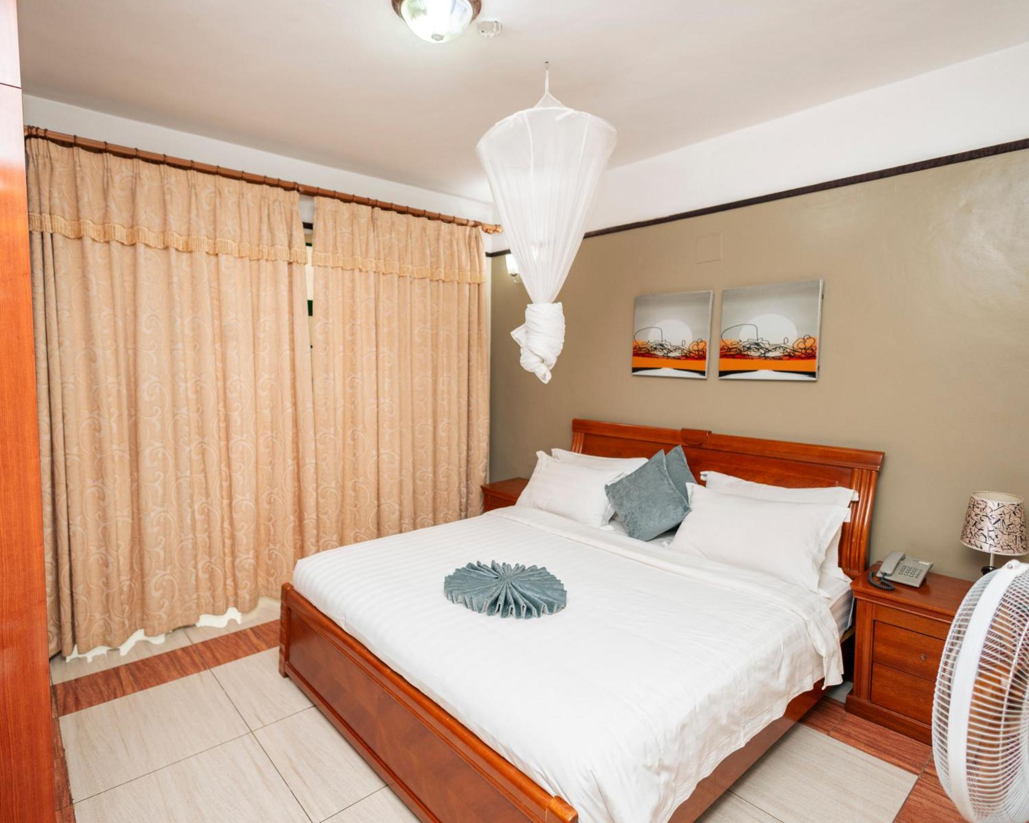קיגאלי Highlands Suites Hotel And Apartments מראה חיצוני תמונה